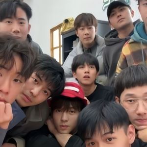 Gay打男生光屁股网站
